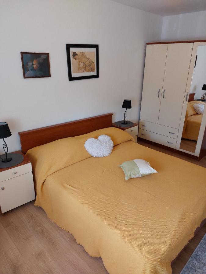 Apartment Ivanely Задар Екстер'єр фото
